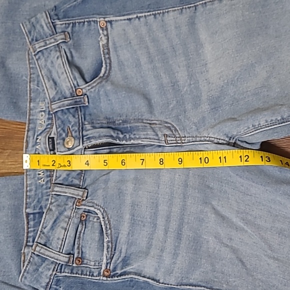 American‎ Eagle Outfitters Women's Light Blue Straight Leg Jeans - Picture 5 of 14
